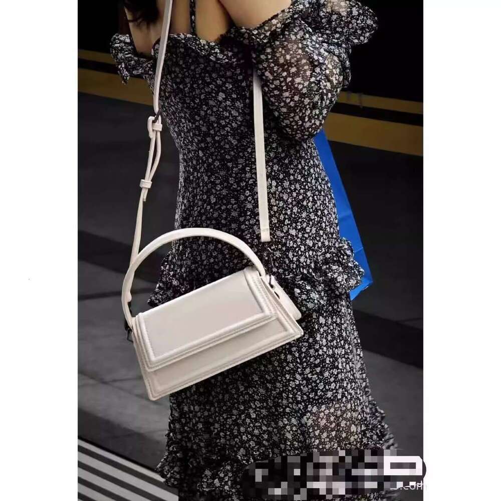 Leather Bag Bucket Bag Tote Bag Women S New Brown City Crossbody Handheld Shoulder Flap Small Square Bag Light Luxury