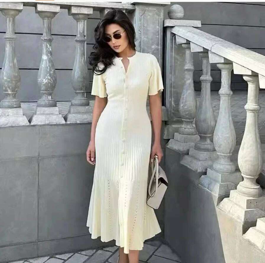 Designer Clothing Women's Beige Short-Sleeved Knitted Hollow Out Single-Breasted Patchwork Birthday Party Elegant Maxi Dress Fashion