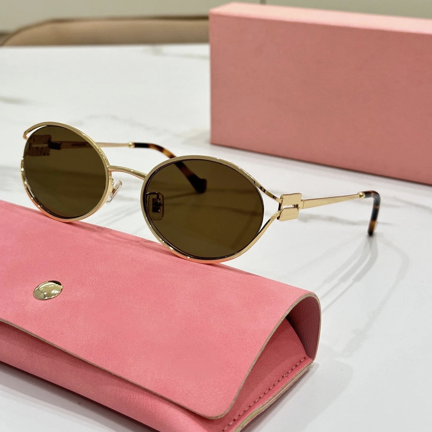 2025 New sunglasses designer sunglasses men sunglass woman rimless frame mirror cat eye shades metal sun glasses for women Y2K spicy girl with box