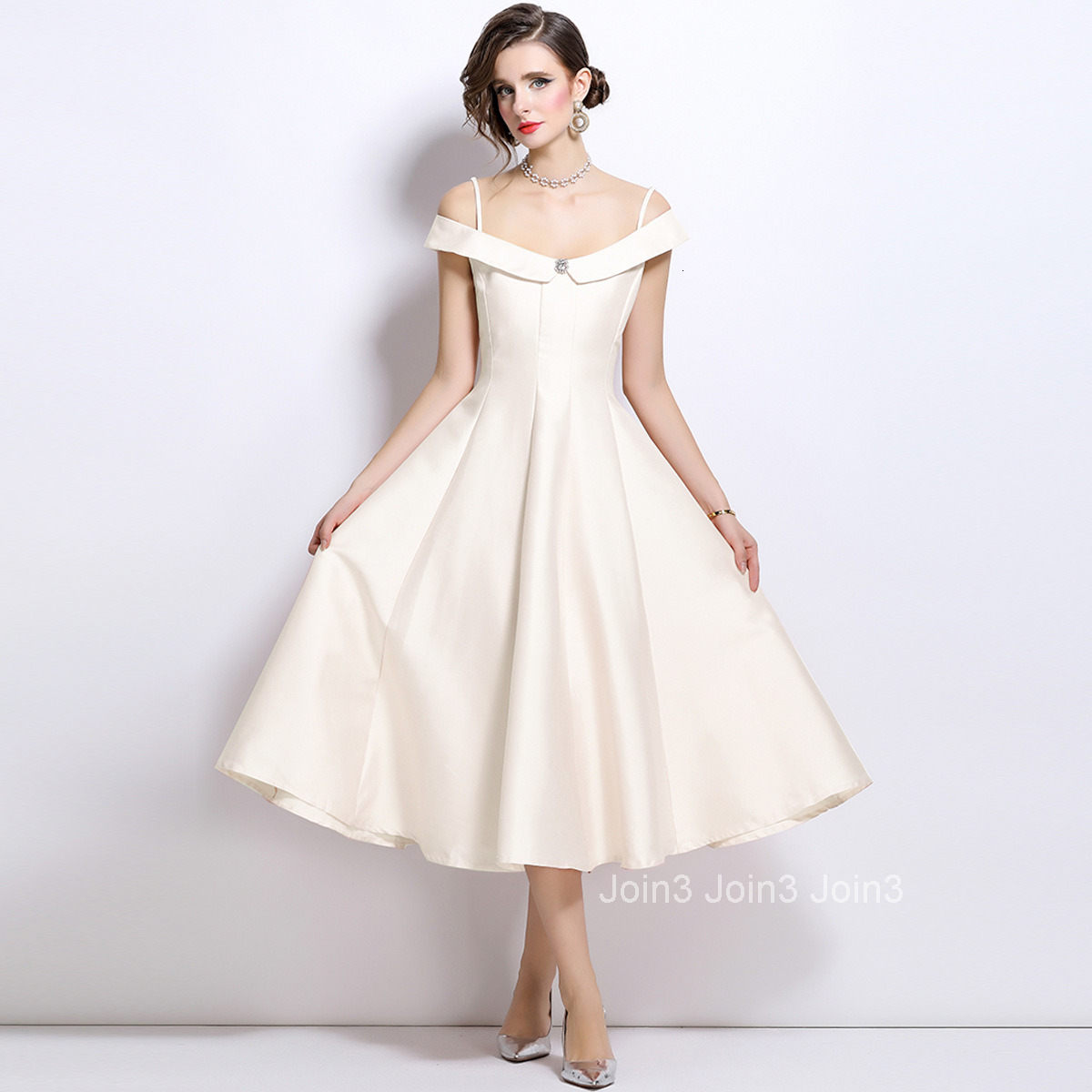 6896 Autumn New Womens Solid Color One Shoulder Strap Dress Temperament Waist Dress Gift Skirt Long Skirt
