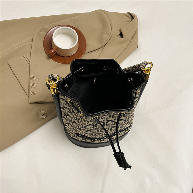 Luxury Brand Designer Bag Beibei Shangpin 2025 New Fashion Mixed Color Drawstring Bucket Bag Handheld Shoulder Crossbody Trendy Women's Bag