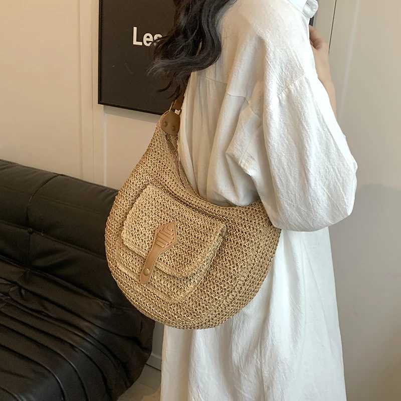 Fashionable Large Capacity Woven Bag Beach Vacation Beachside Straw Single Shoulder Slant Crossbody Bag Y250719