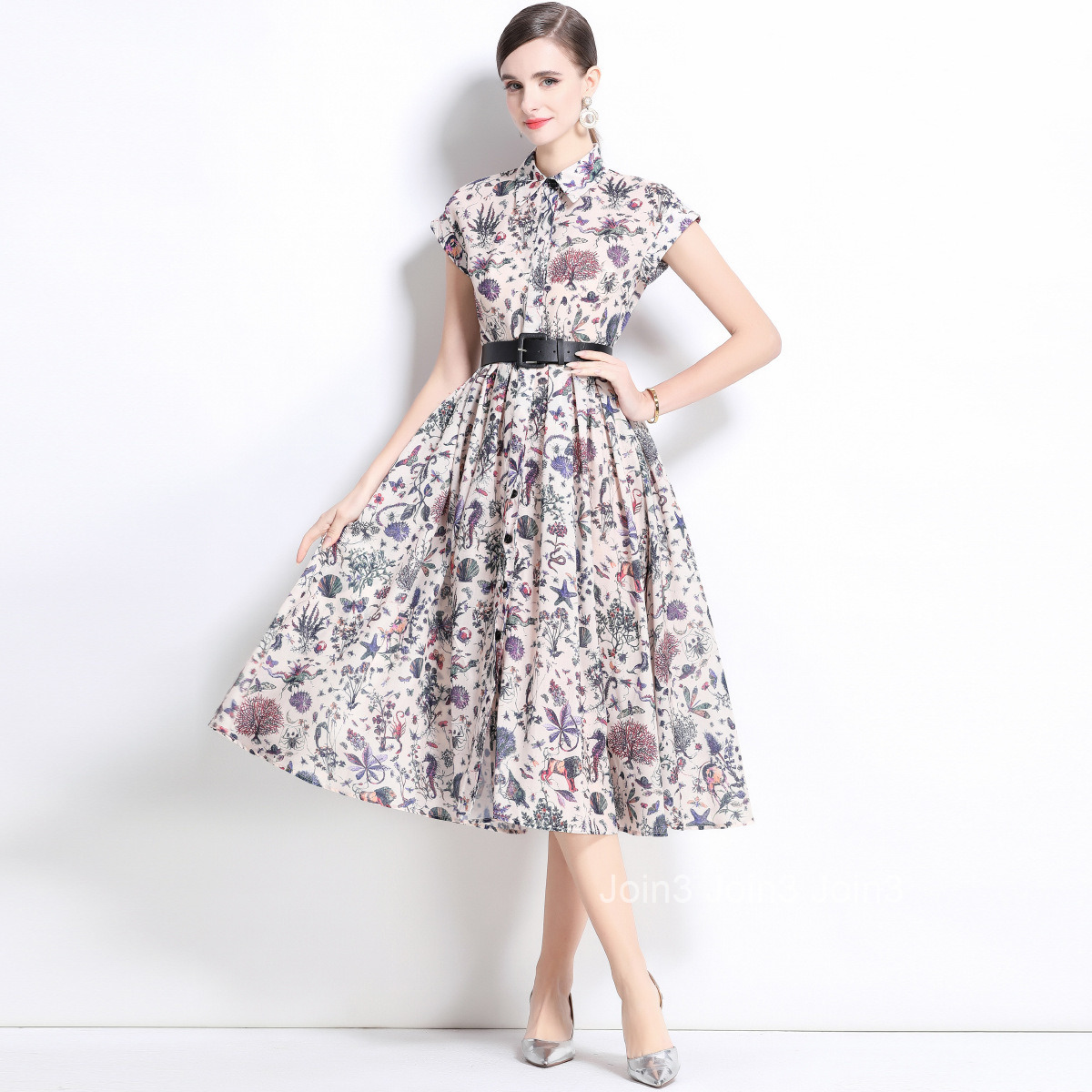 1686 Spring/Summer New Womens Style Printed Collar Short sleeved Medium length Dress (with Belt)
