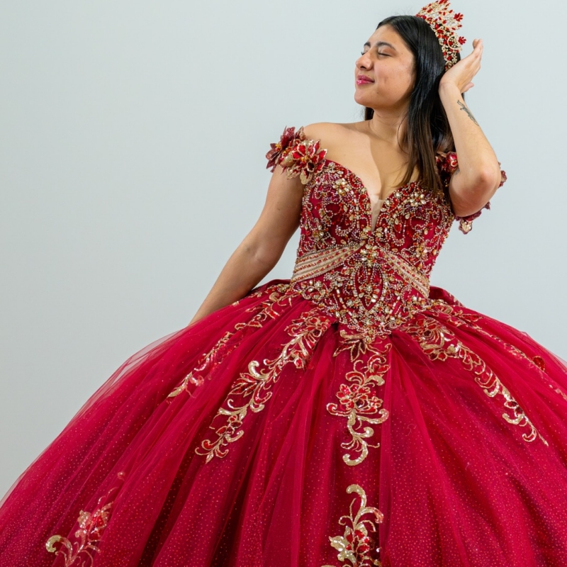 Red Shiny Quinceanera Dresses Ball Gown Off The Shoulder Applique Lace Beading Crystal Tull Party Birthday Sweet 16 Dress Vestidos 15 Anos