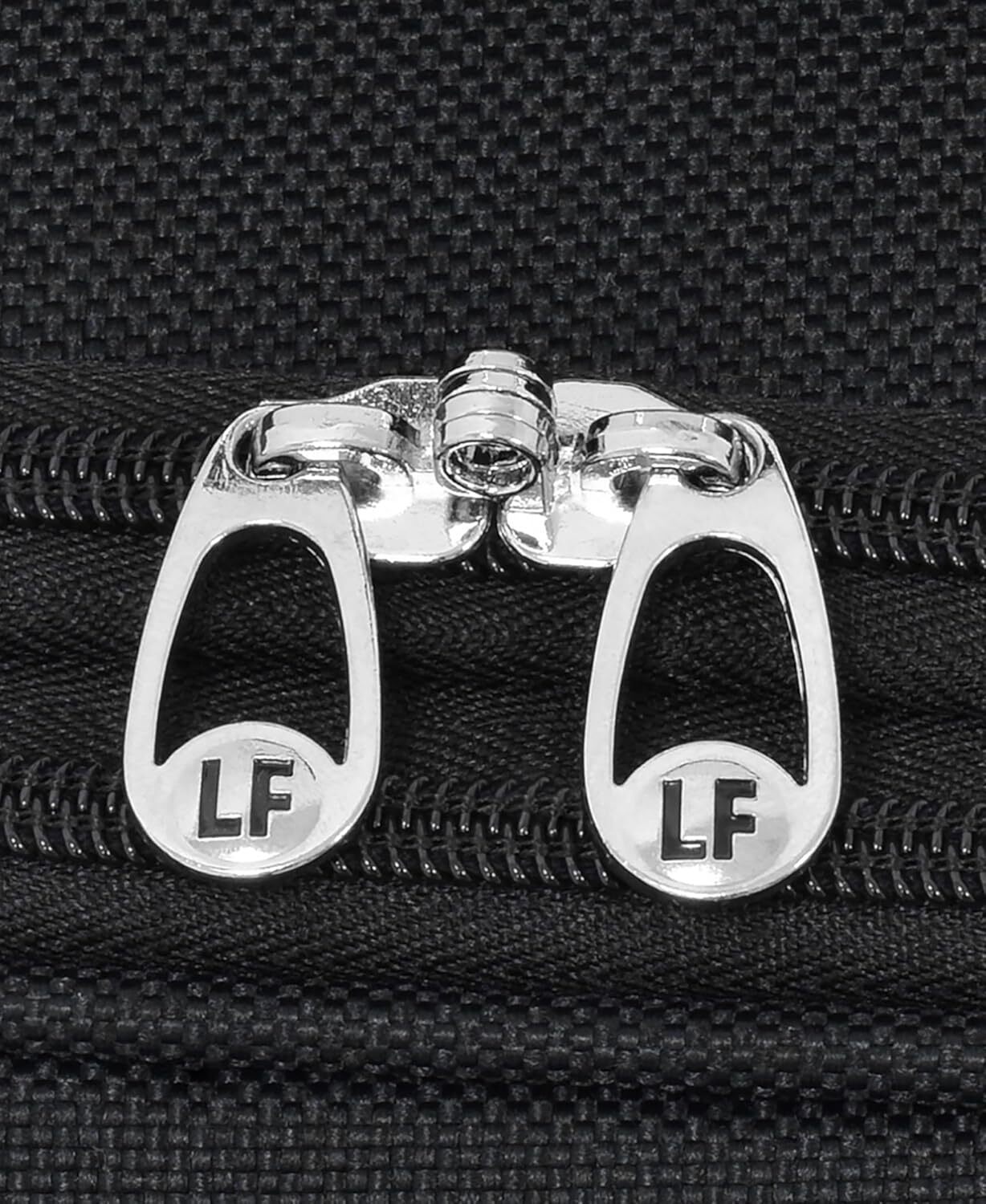 DHYMX designer bag LONDON FOG Buckingham 44-Inch Wheeled Garment Bag, Black