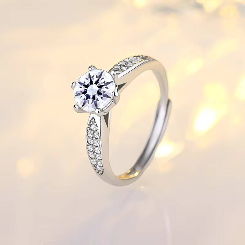 Moissanite Ring Six-prong Moissanite Ring D Color S925 Pure Silver Fashionable and Light Luxury
