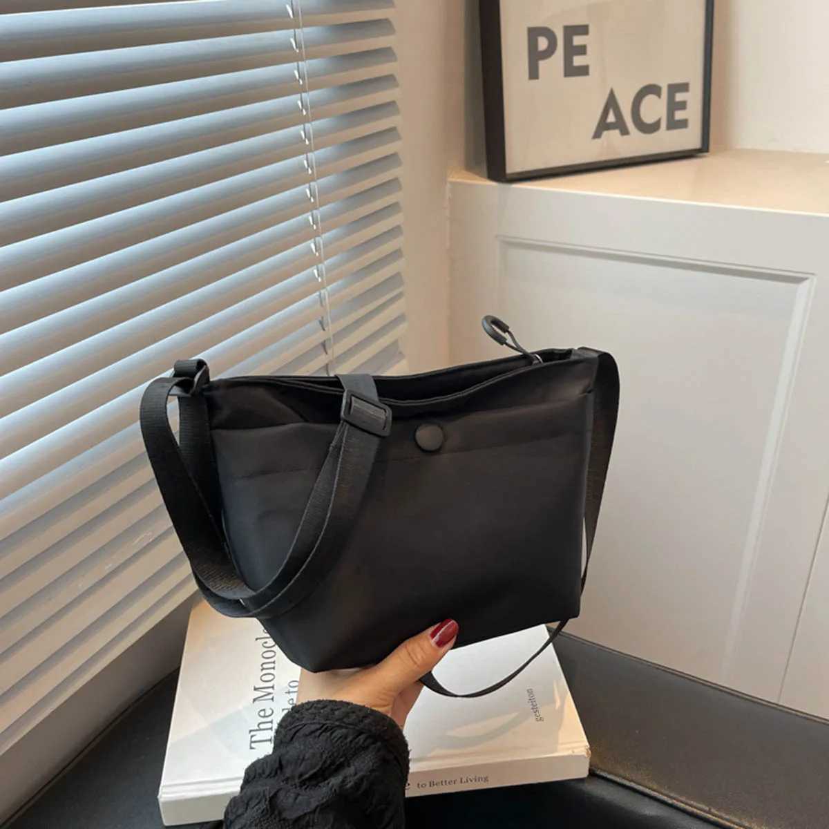 New Womens Shoulder Bag Nylon Waterproof Crossbody Bag Womens Casual Chest Bag Small Womens Handbag Y250719