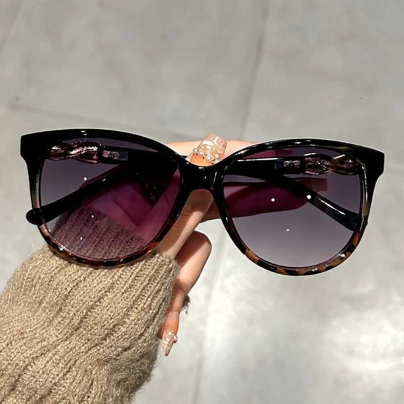 Womens Cat Eye Sunglasses Retro Butterfly Sunglasses Womens Fashion Mountaineering Sunglasses Y250719