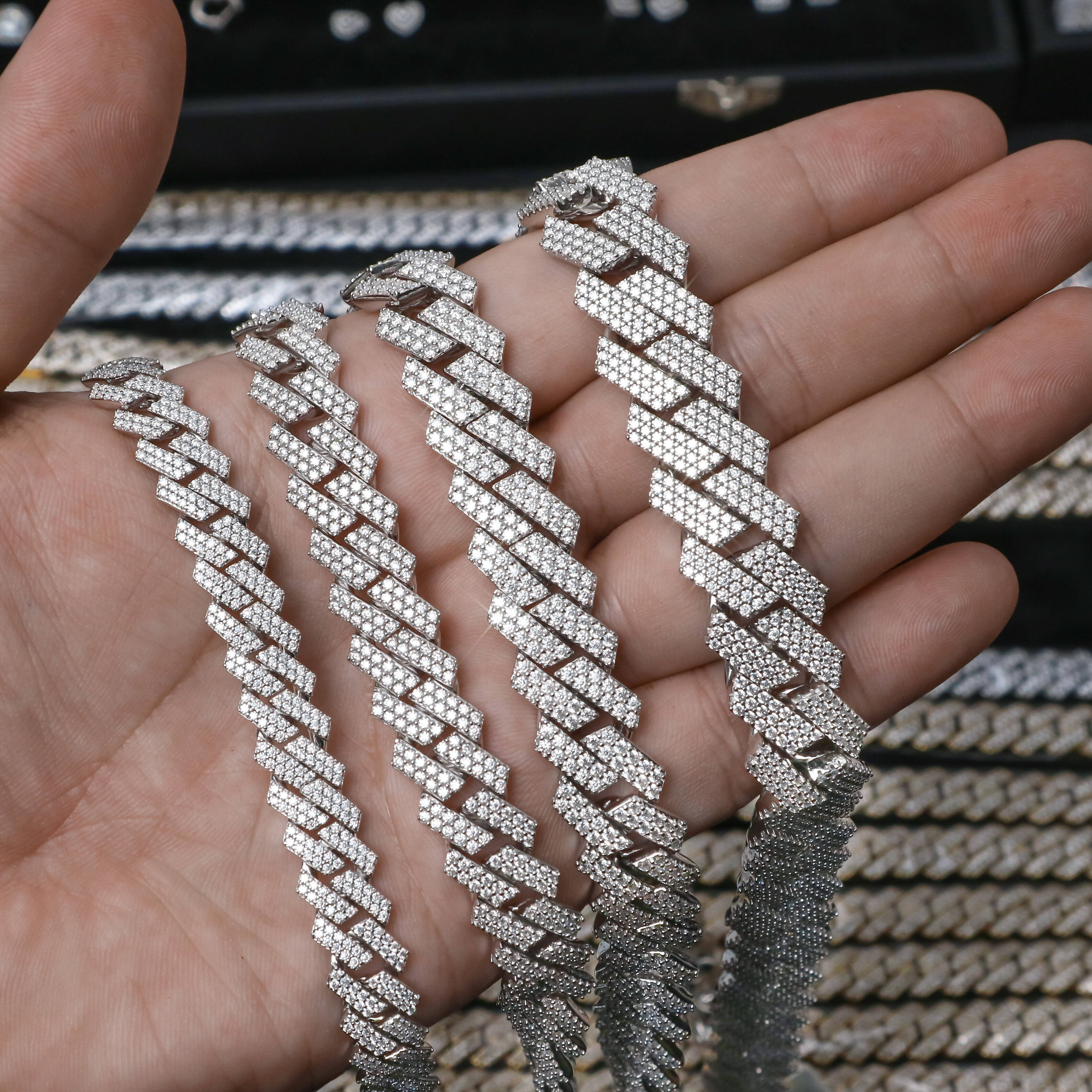 10mm Moissanite Cuban Mens Hip Hop Vvs Diamond Chain Prong Set Moissanite Cuban Link Chain