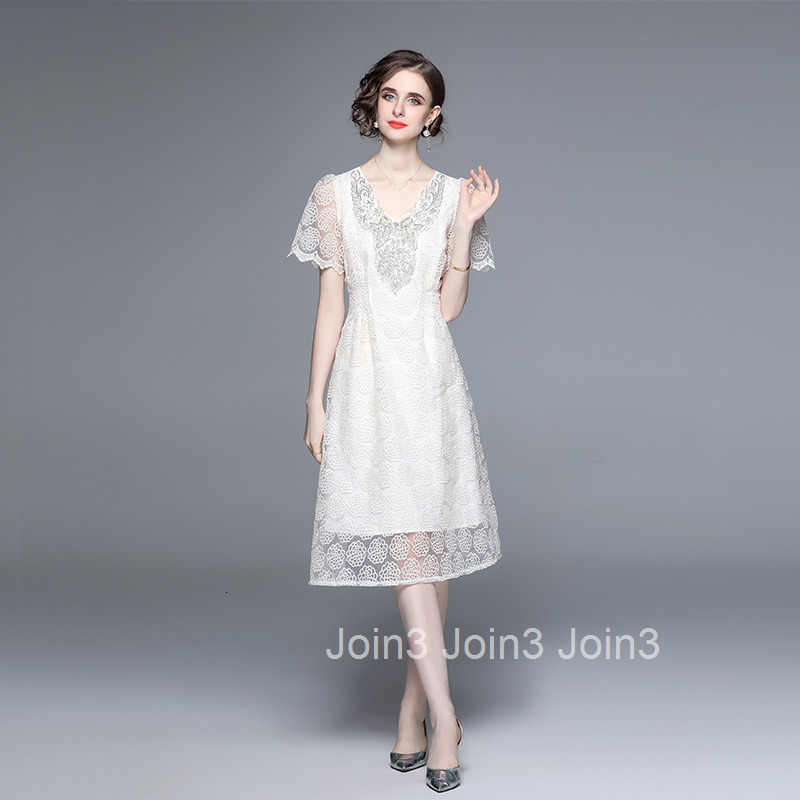 5572 French Tea Break Dress V-neck Puff Sleeve Heavy Beading Camellia Embroidery Long Elegant Dress