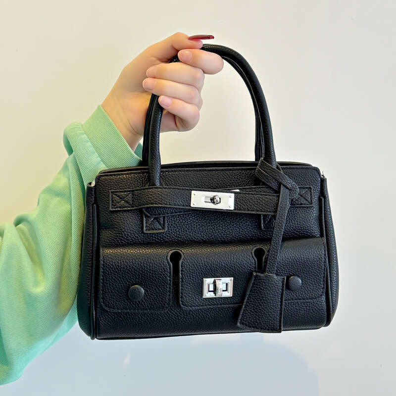 2025 New Women's Multi-Pocket Handbag Dark Motorcycle Tote Capacity Square Buckle Underarm Large Bag