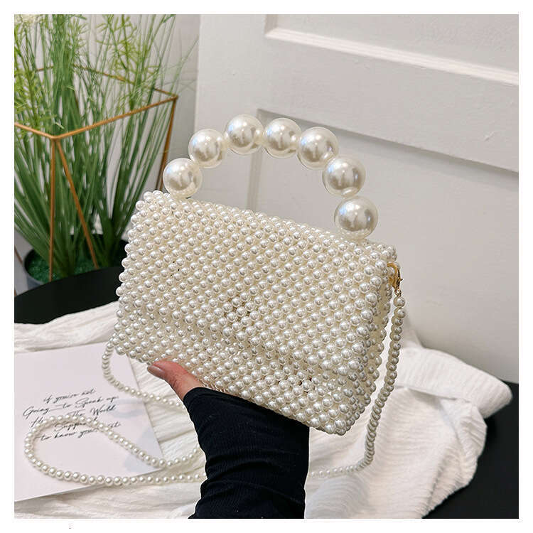 2025 New High-Value Pearl Crossbody Bag Personality Trend Lightweight Simple Fashion Handbag