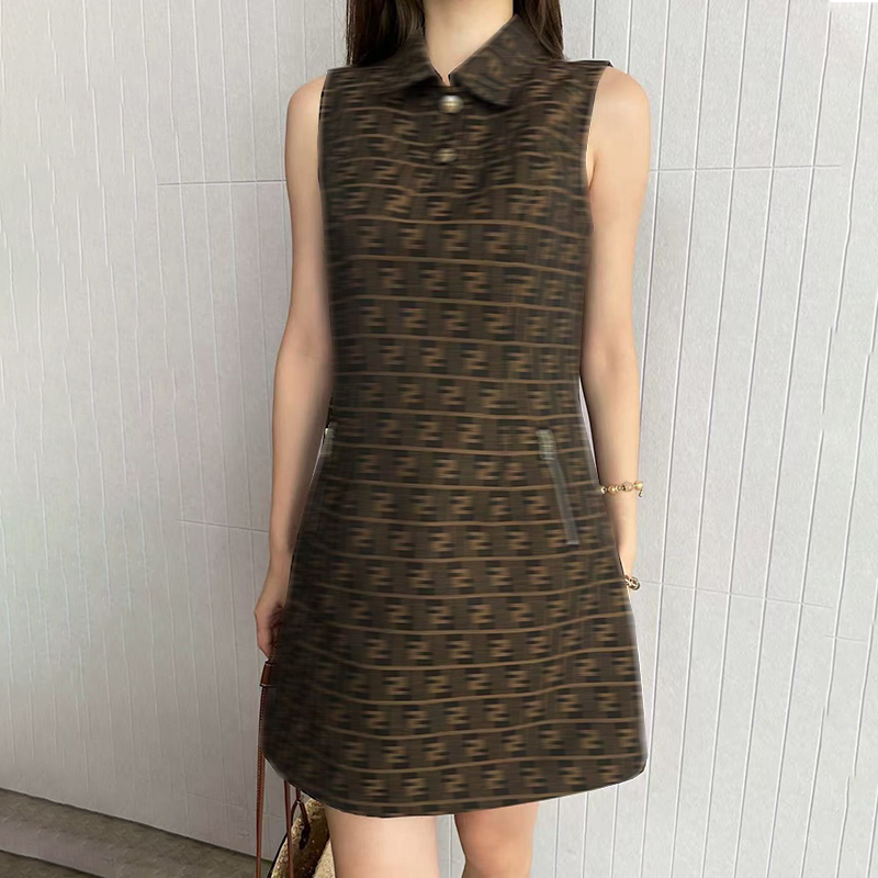 New fashionable women's high-quality polo collar sleeveless vest dress with pocket design, luxurious women's casual denim skirt, high-end clothing