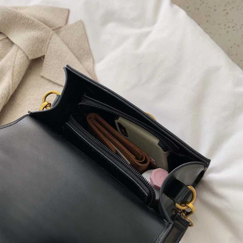 Pure Color Womens Shoulder Bag 2021 Autumn New Vintage Lux Mini Square Bag Ladies Designer Crossbody Purses Texture Bolsa Femme Y250719
