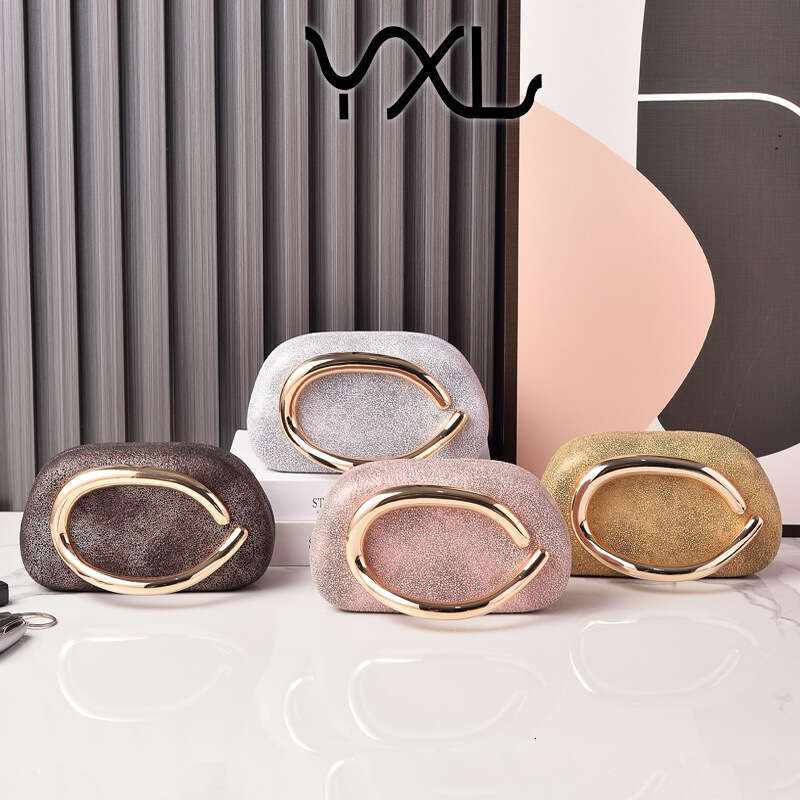 2025 New Hot-Selling Metal Handle Evening Bag Gradient Color PU Clutch High-End Feel