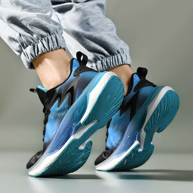 2025 Four Seasons New Mesh Night Light for Men Shock Absorption Soft Sole Middle School Entrance Exam Sports Student Professional Running Shoes