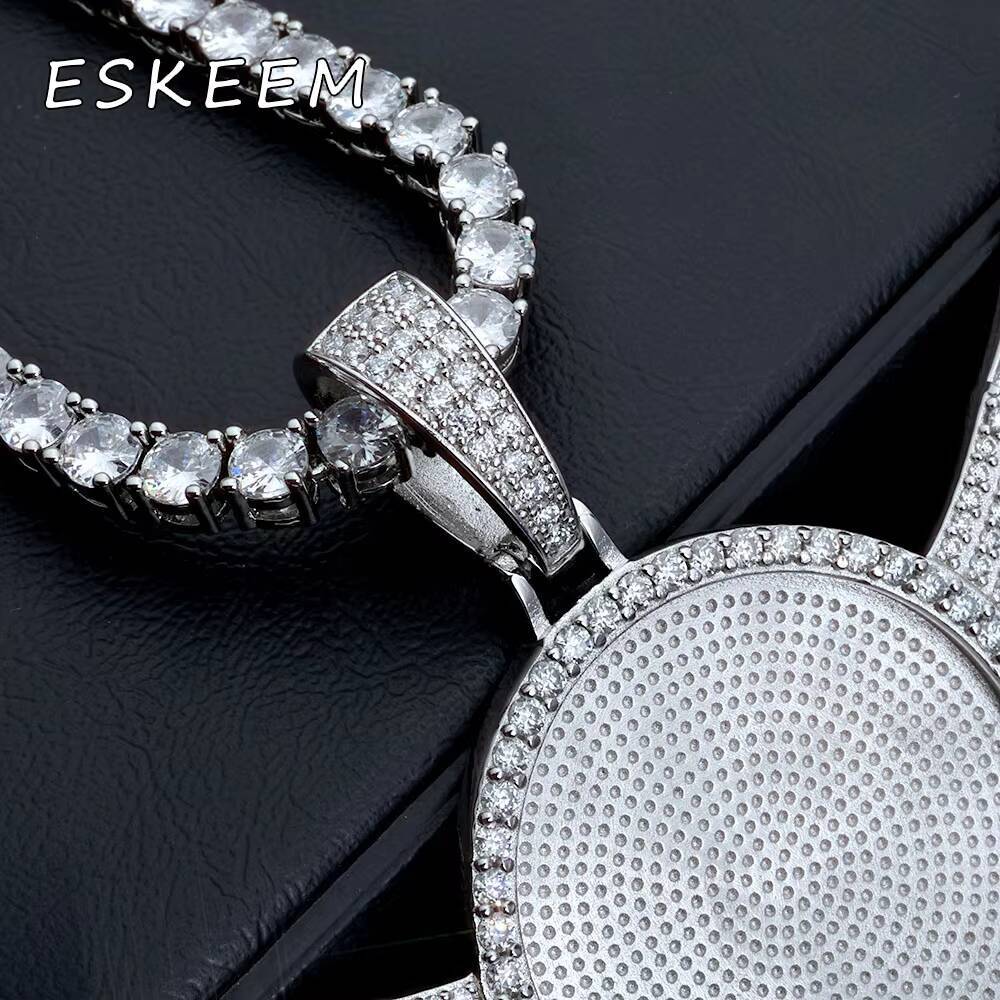 Personalized Custom Jewelry Vvs Moissanite Photo Pendant 925 Silver Angel Wing Design Circular Picture Memory Pendant Gifts