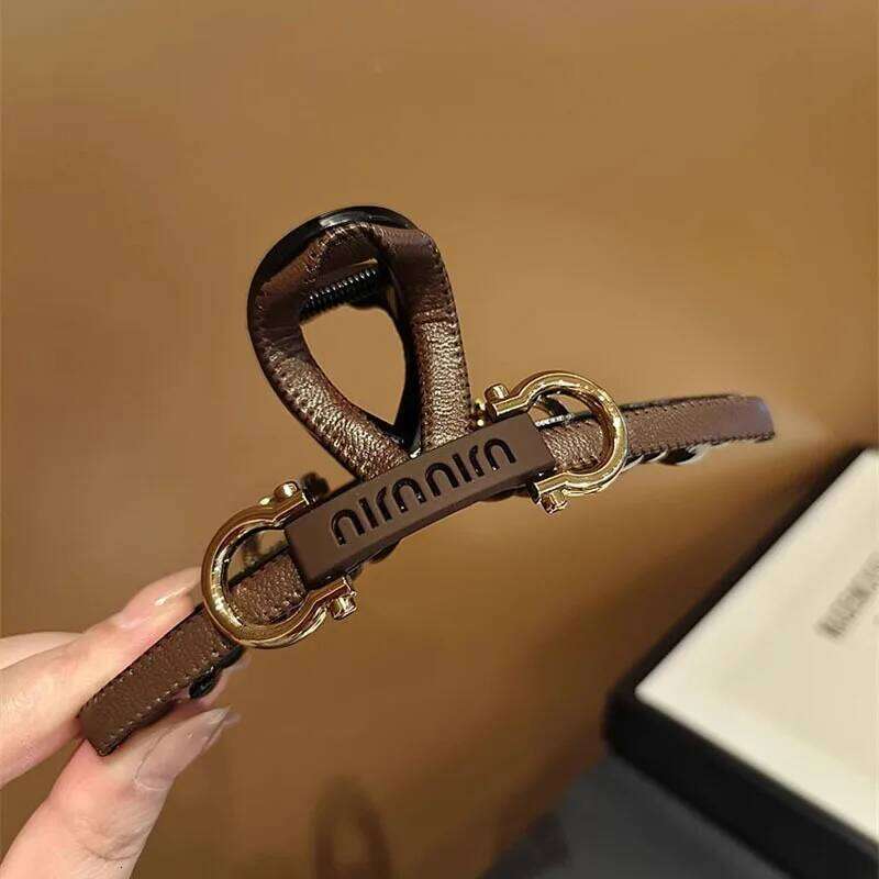 Temperament Leather High-end Grip Large Shark New Women's Light Fashion Plate Hair Clip X250720