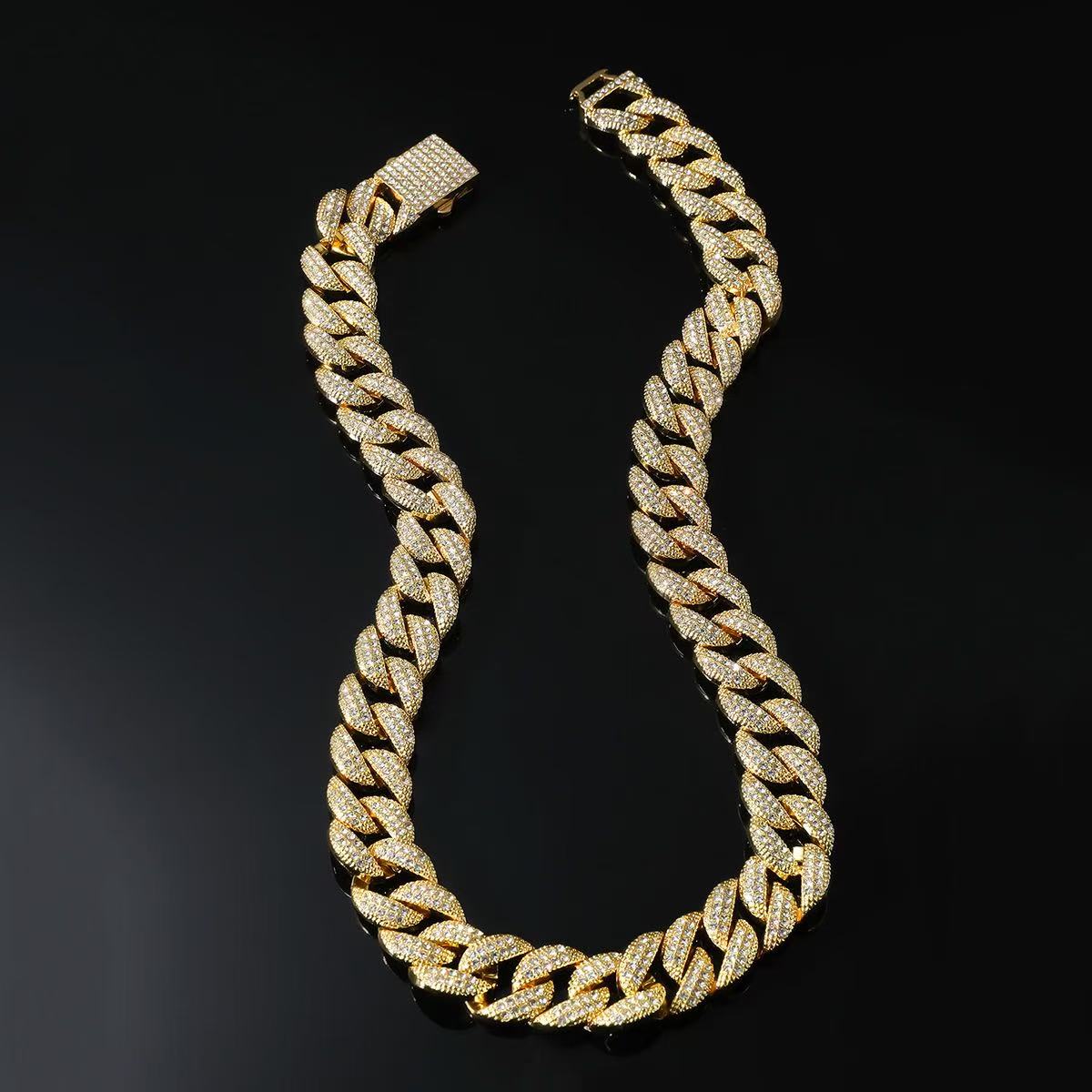 Men's Statement Jewelry: Elegant VVS Quality Moissanite Chains Available in Various Sizes - Chic Accessory Essentials!