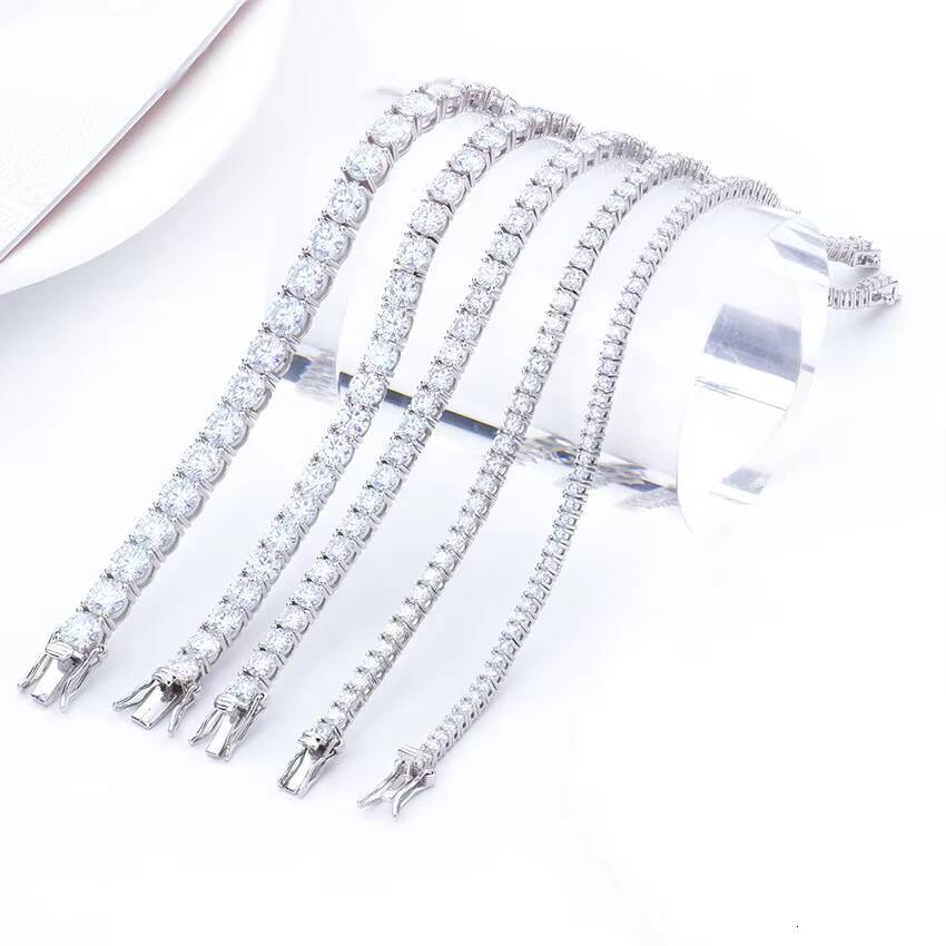 Light Luxury High End S925 Sterling Silver 18K White Gold Plated Fully Iced Out Moissanite Tennis Bracelet