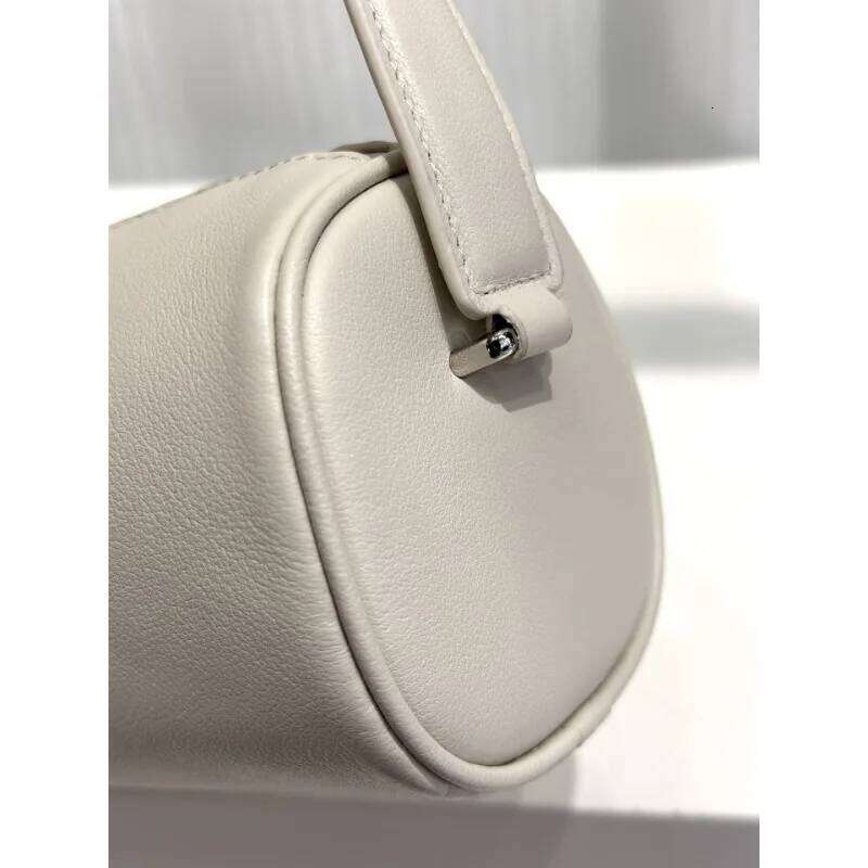 Women's Designer Bag Cylinder Handbag Full Inside And Out Niche New Design Old Money Style Simple Retro Leather Women's Bag Casual Versatile