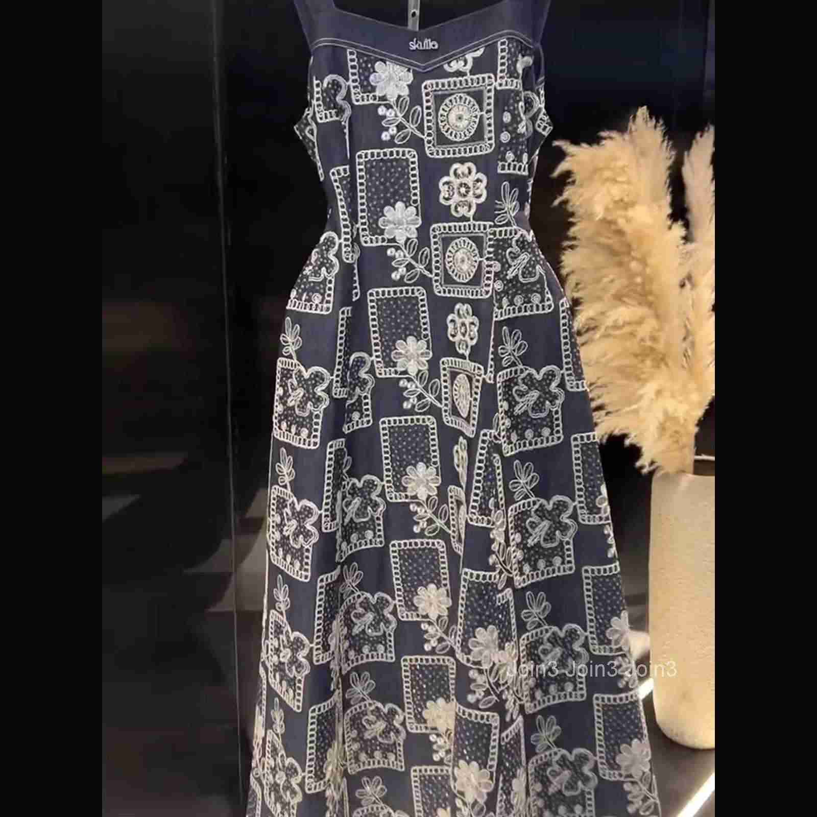 Elegant Denim Strap Dress Womens Fashion 2025 Summer New Elegant Waist-Cinching French Long Dress