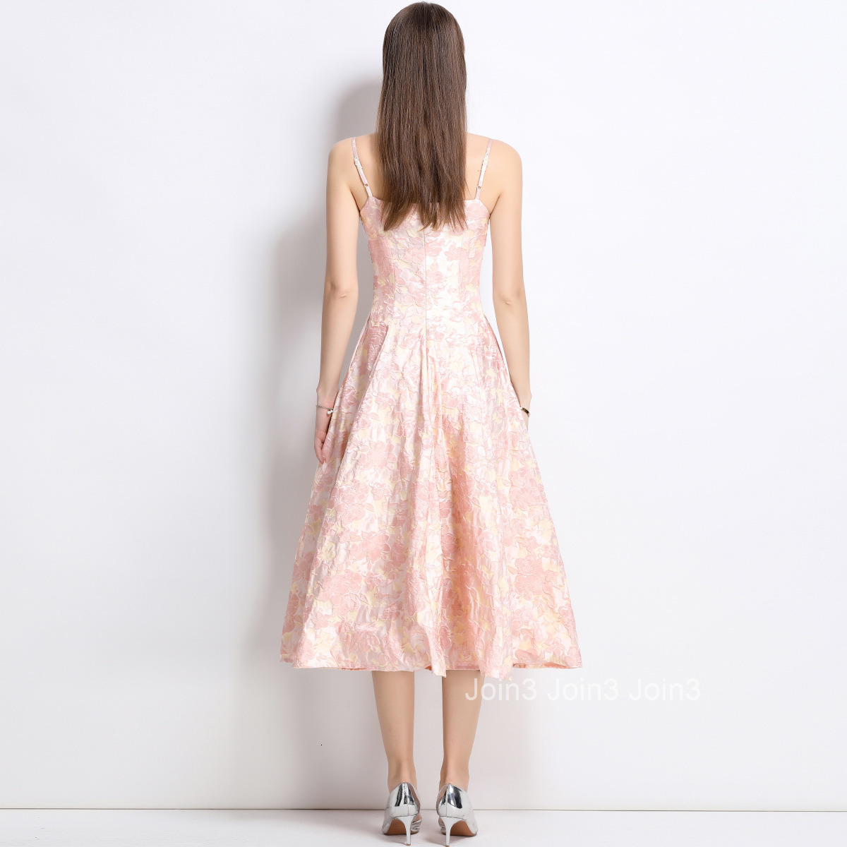 Elegant temperament new womens dress with waist cinching and slimming effect jacquard suspender dress