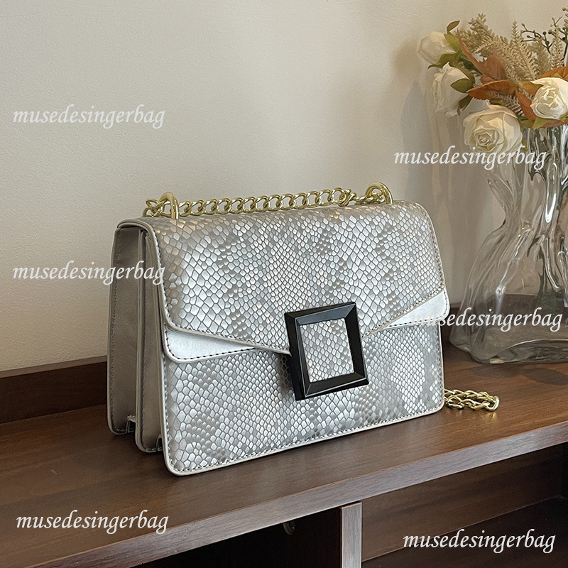 Luxury Brand Designer Bag Fashion Chain Women's Bag 2025 New Square Lock Buckle Single Shoulder Crossbody Commuter Tote Bag Causal Bag Designer P