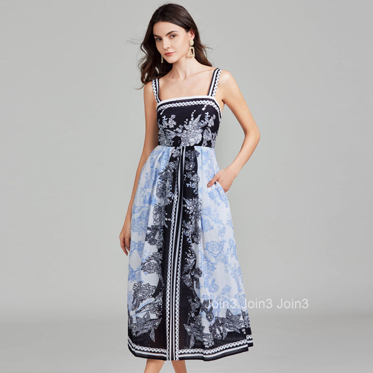 670 Summer New Womens Style Printed Sexy Strap Long A-line Large Swing Dress