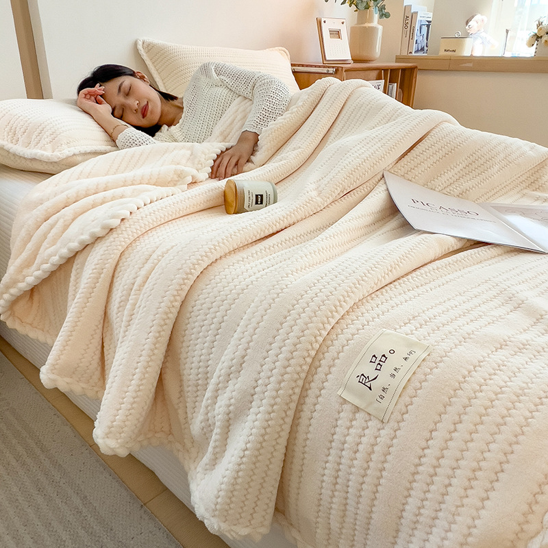 Designer Blanket Jacquard Fleece Platinum Multifunctional Blanket Hemming Fleece Blanket Office Nap Blanket