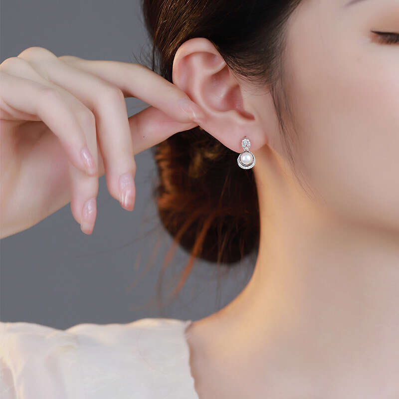 Tiqi Light High-End Feel Pure Sier Freshwater Pearl Earrings Niche Design Summer New Fashionable Versatile