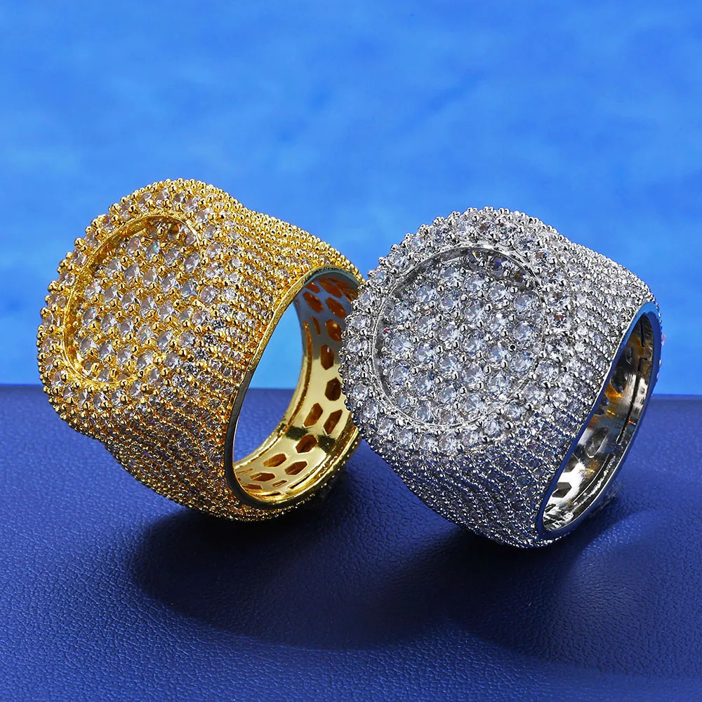 100% Iced Out Big Round Ring Full Diamond Signet Ring Hip Hop Style Bling Cubic Zirconia Jewelry Women 250717