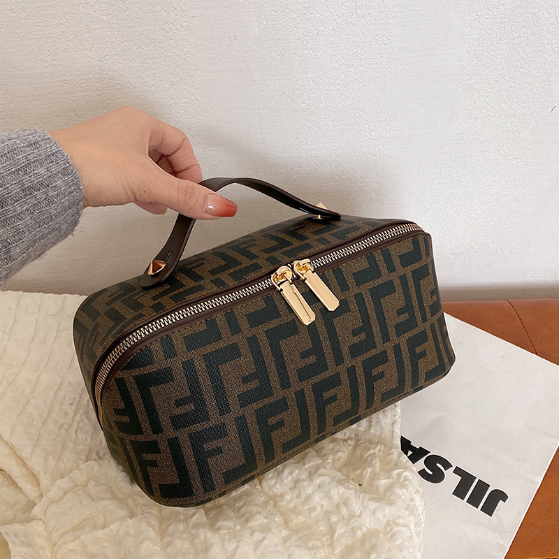 2025 Designer Cosmetic Bag Luxury Monogram Makeup Organizer Bag - Vintage Cosmetic Case with Handles & Water-resistant Lining Free Shipping