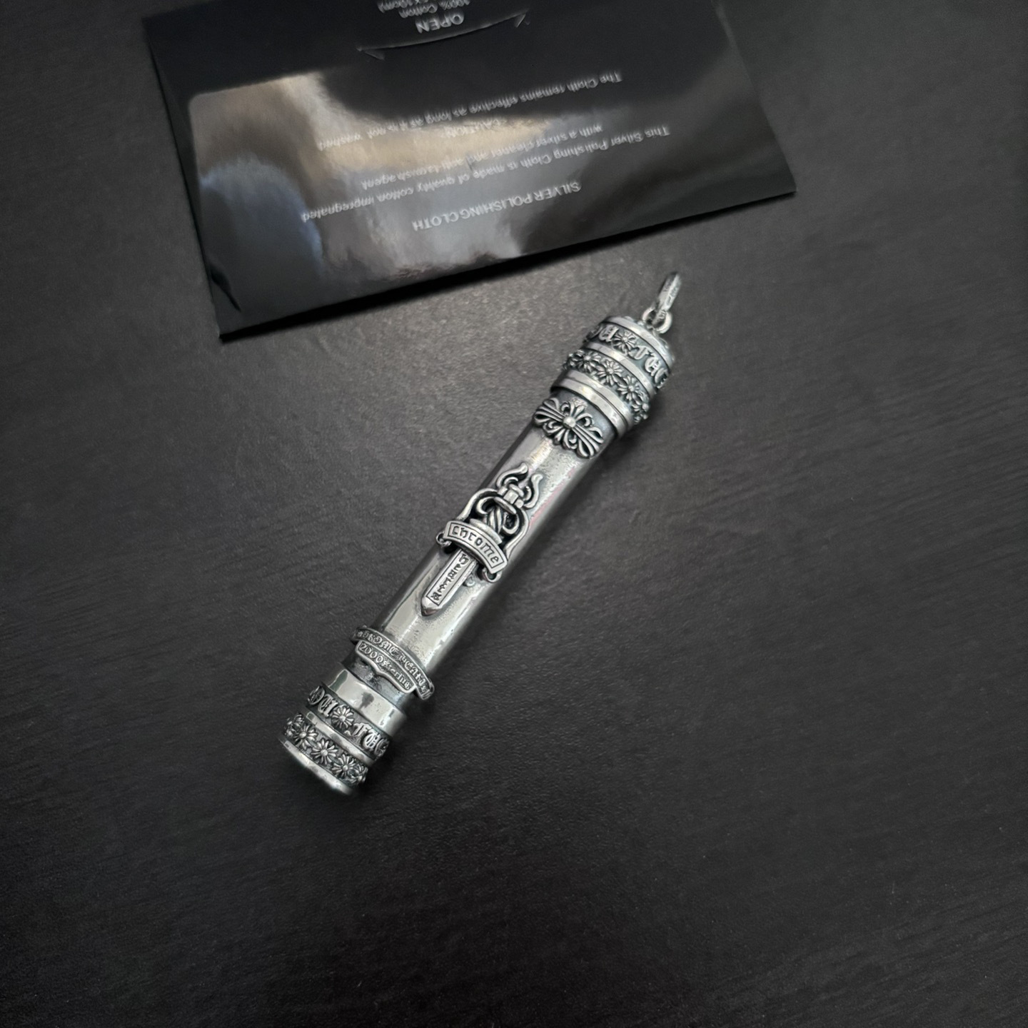 Free shipping designer Designer Accessories Thai Silver Retro Light Luxury Sword Personality Niche Lighter Rechargeable Electronic Cigarette Lighter