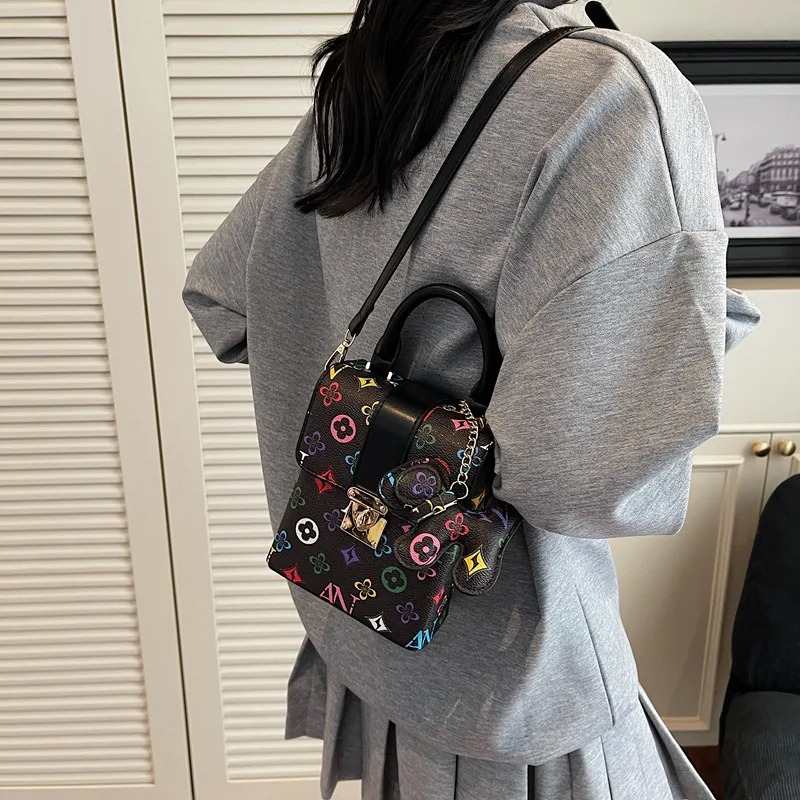 Square Handbag - Premium Textured Shoulder Bag for Women Elegant Crossbody Purse for Work Daily 250721