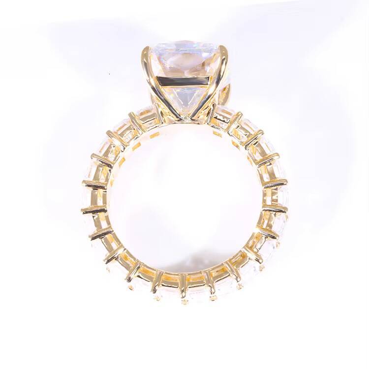 Custom Classical Ring 14k Yellow Gold Emerald Cut 8ct VVS Moissanite Diamond Iced Out Full Band Ring for Jewelry Present