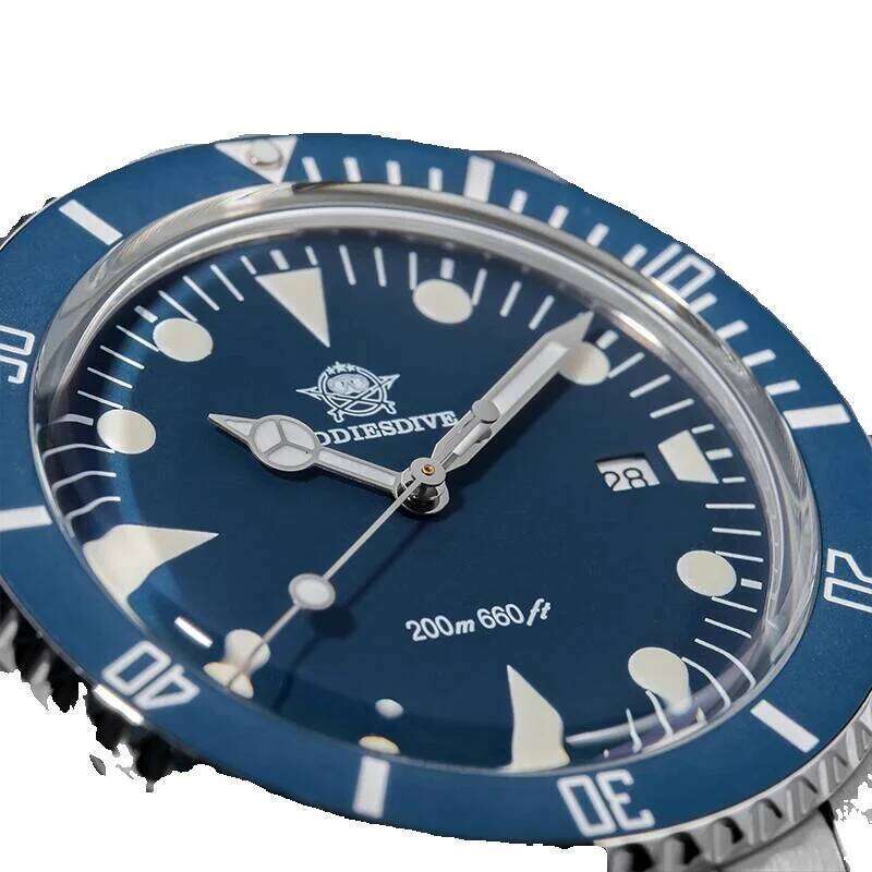ADDIESDIVE Men's Analog Bgw9 Luminous Ceramic Bezel Bubble Mirror Glass Diver's Watch 200M Quartz Watches Ad2068