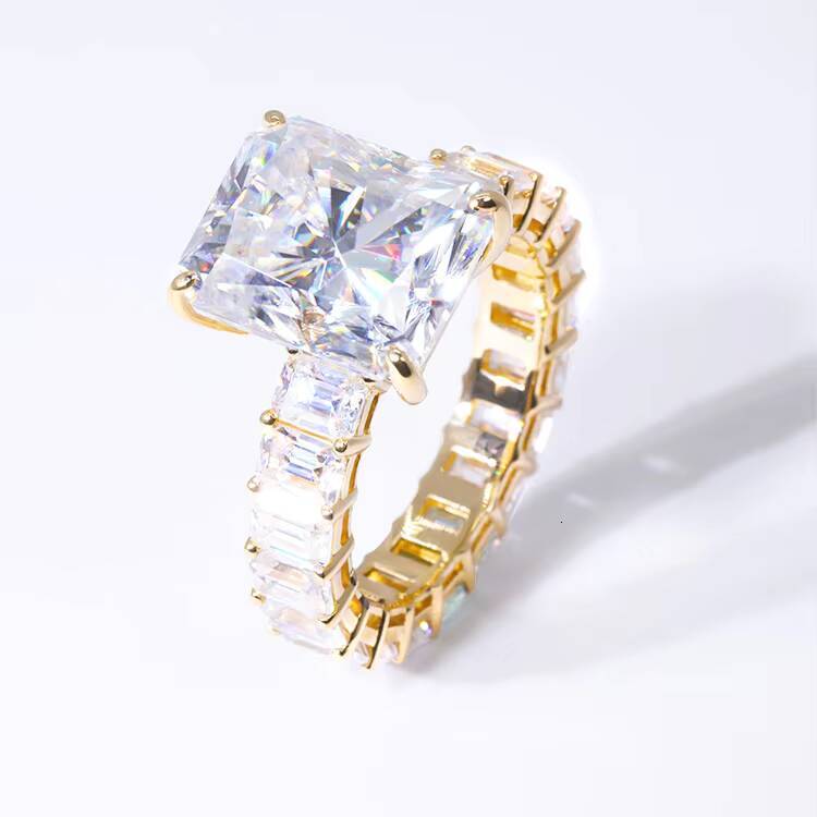Custom Classical Ring 14k Yellow Gold Emerald Cut 8ct VVS Moissanite Diamond Iced Out Full Band Ring for Jewelry Present