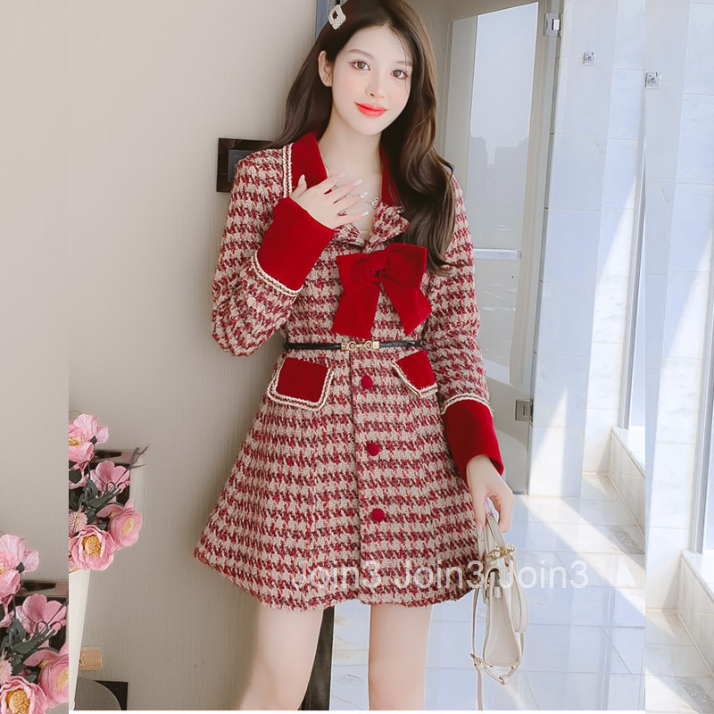 New Year Festive Red Little Fragrance Set for Women Autumn Fashionable and Youthful Textured Blazer and Skirt Two-Piece Set