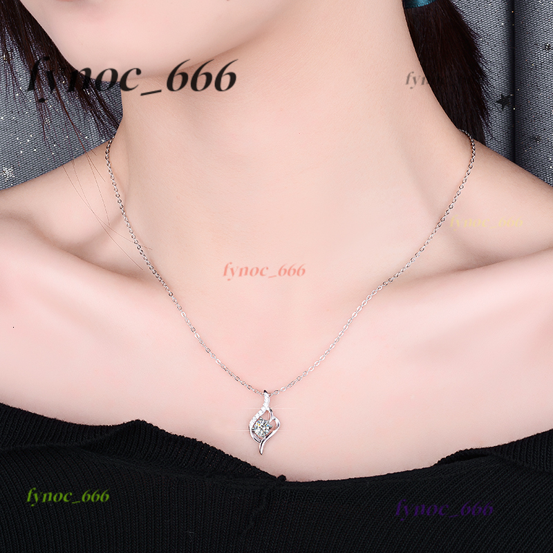 Fast Delivery S925 Silver Necklace MoissanitePedant Moissanite Jewelry Necklace for Women