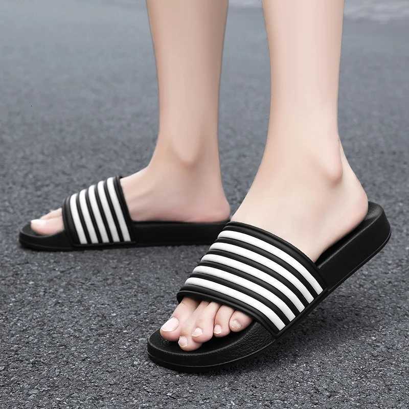 summer mens slippers new non-slip sandals indoor and outdoor walking beach shoes flip-flops mens shoes plus size 39-48 Z250721