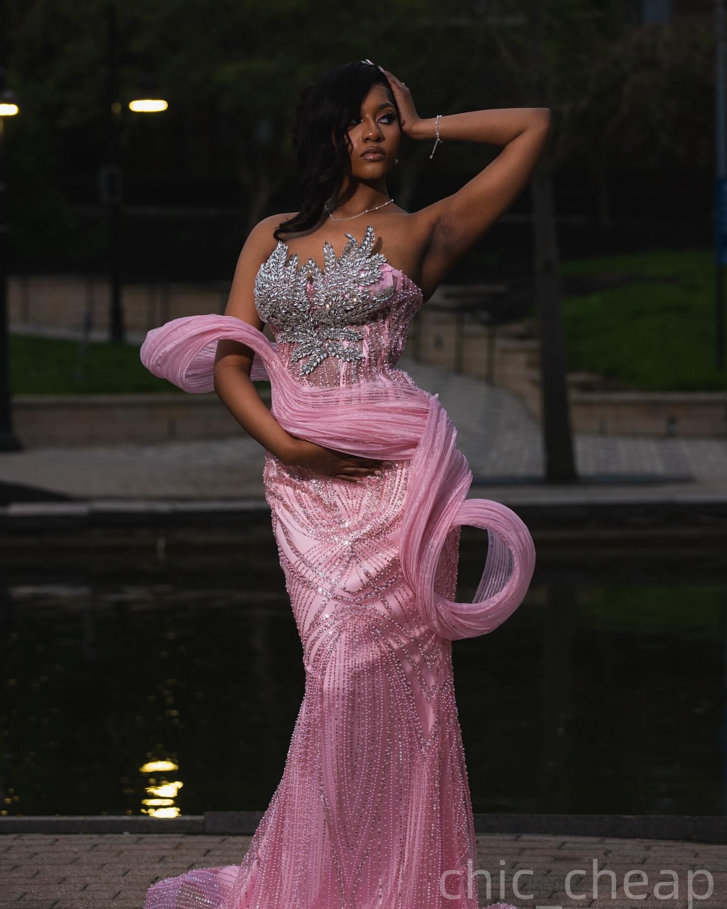Pink Mermaid Prom Dresses 2025 Crystals Sparkly Sequined Stylish Evening Formal Party Second Birthday Engagement Gowns Plus Size Dress For Special Occ