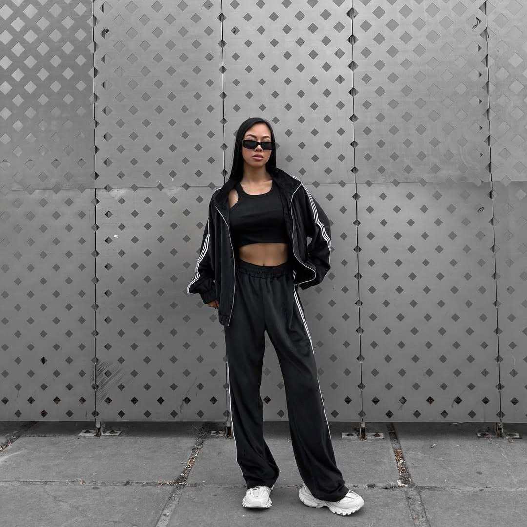 Free shipping designer coat for women Fashionable and minimalist cardigan sports jacket fresh and natural style