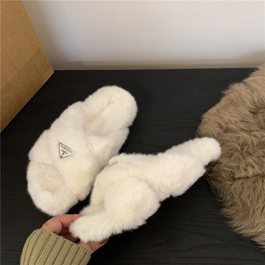 warm cotton slippers versatile slipper Platform Cross cotton slippers Plush fur slippers for women wearing internet famous slippers outside