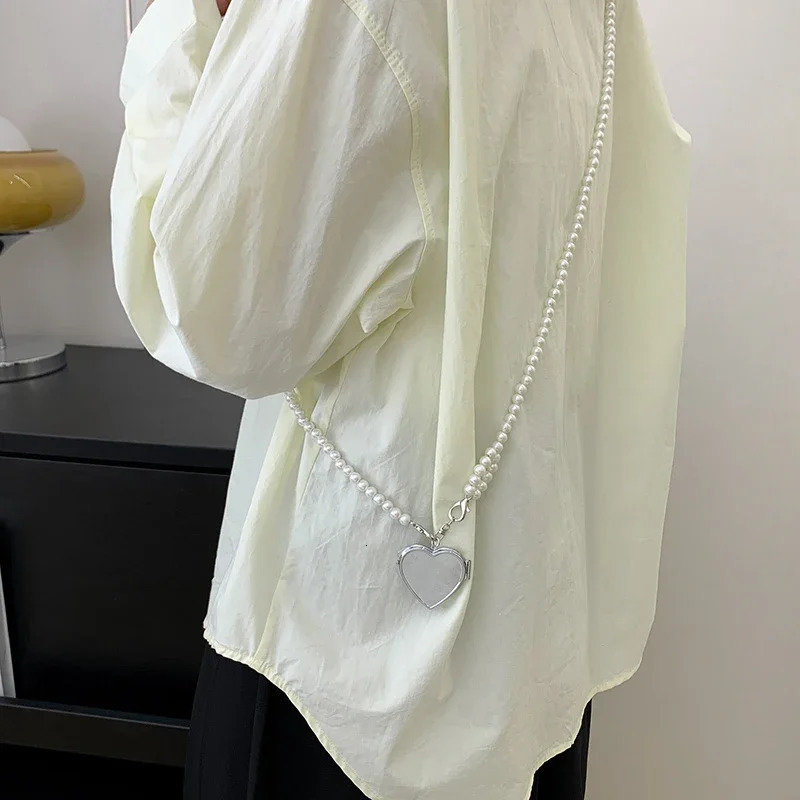 Fashion Heart-shaped Pendant Decorative Bags for Women Cute Mirror Chain Crossbody Bag er Dinner Bag 250717