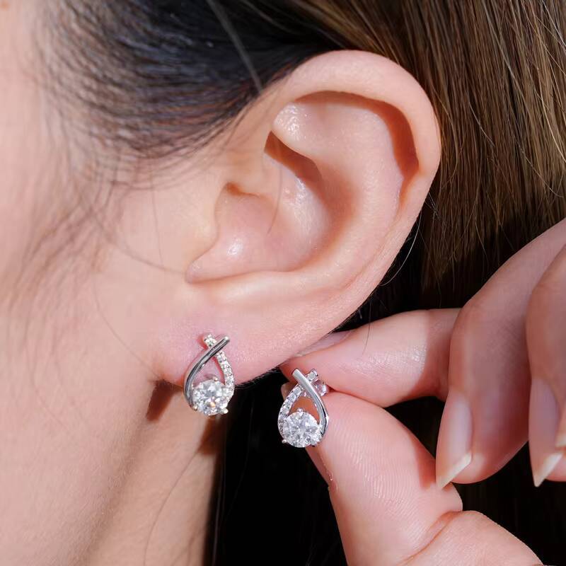 Certified Moissanite Diamond Stud Earrings 5mm 0.5carat D Color 925 Sterling Silver Fishtail Crosses Earrings for Girls