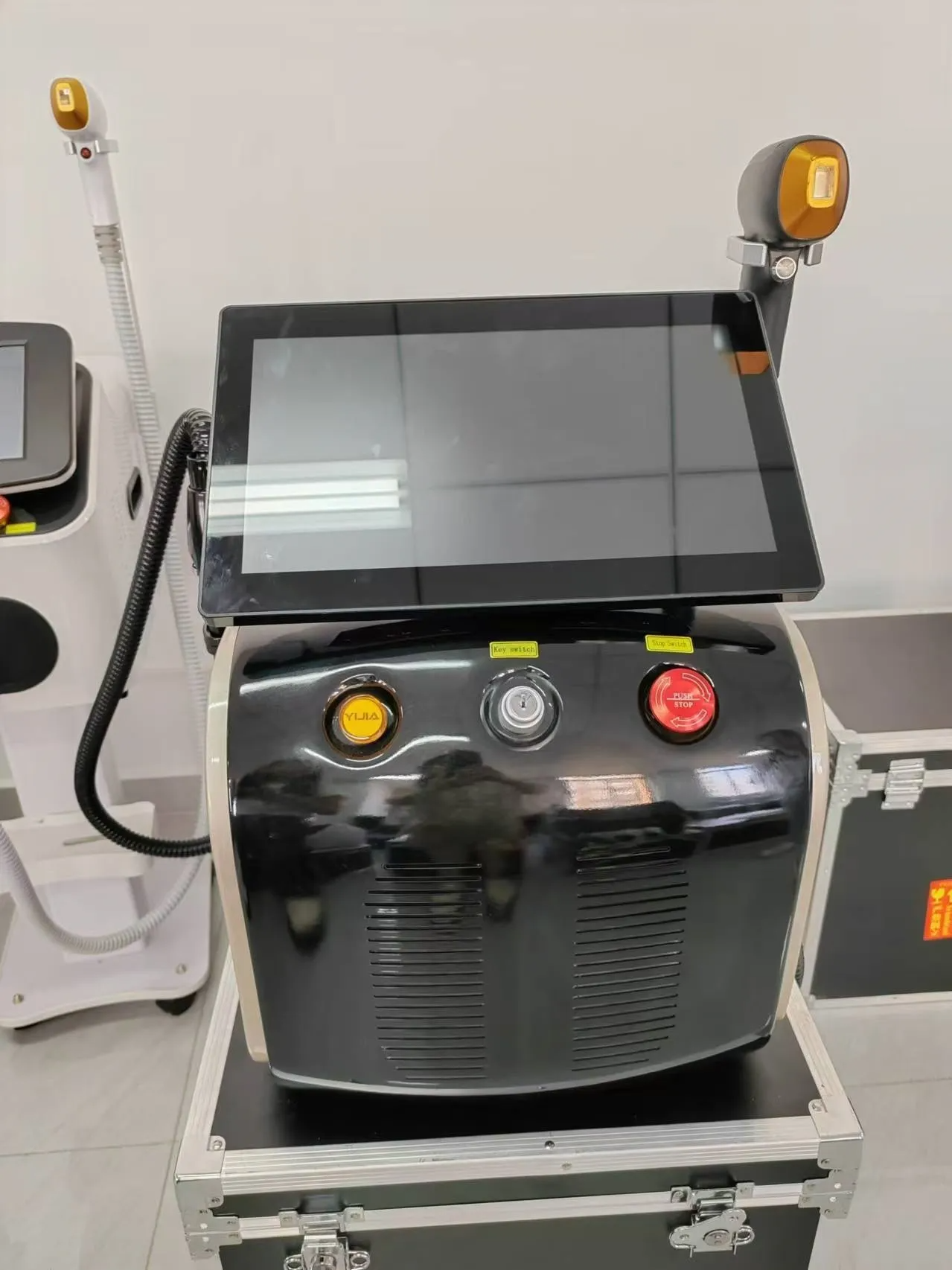 2in1 Diode Laser and Picosecond Laser 808 Diode Laser Hair Removal Tattoo Removal Machine Multifunctional Beauty Device