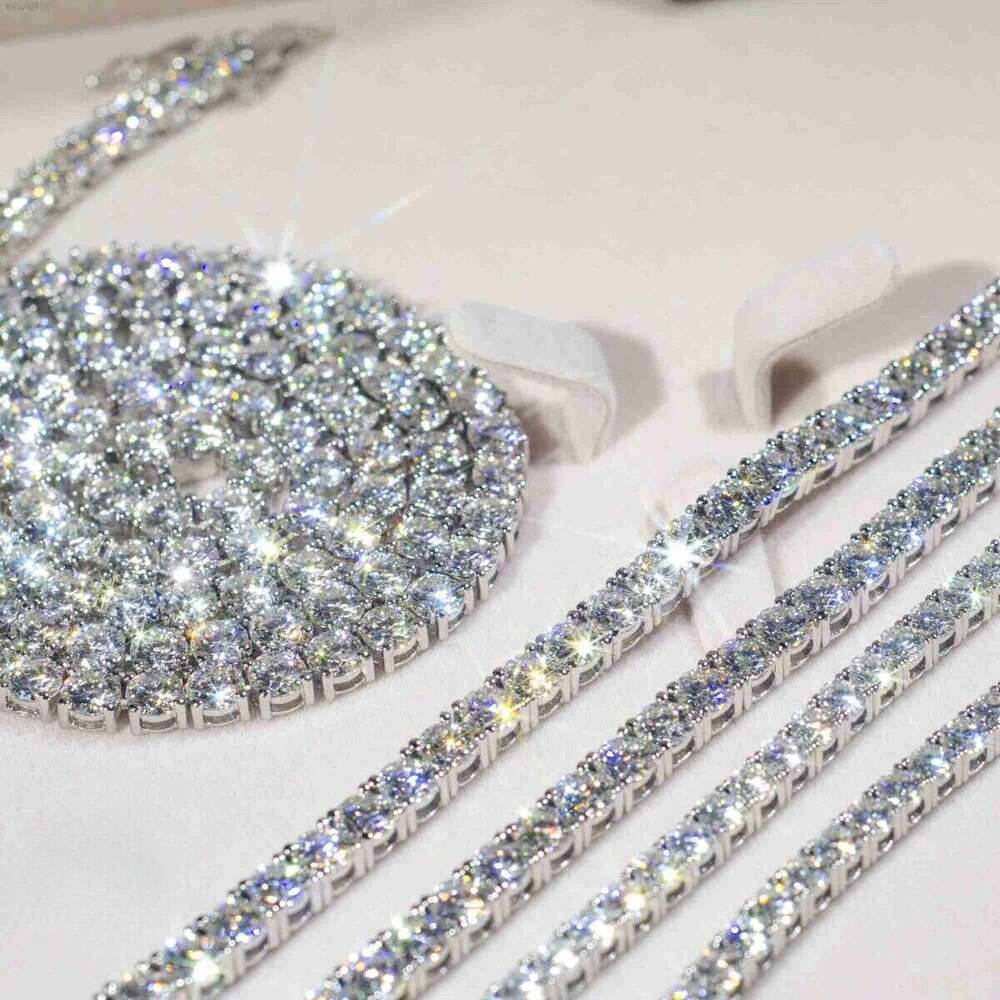 Necklaces Cross Pendant Hip Hop Necklace 4mm 5mm Vvs Moissanite Dia Tennis Chain Sier for Women Men Jewelry 2025 new