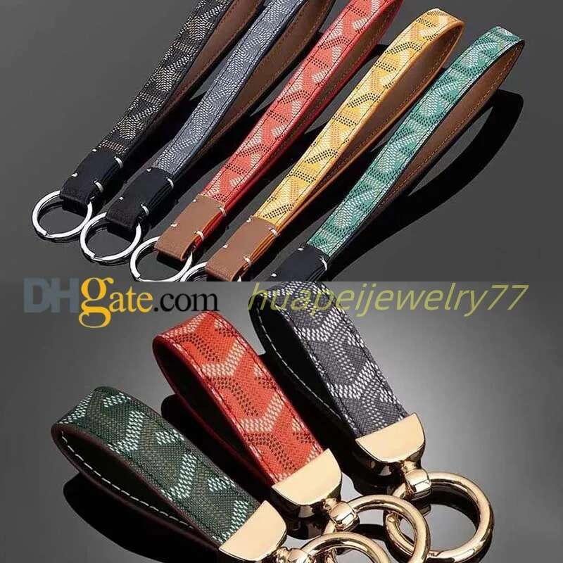 Designer Keychain Green Pattern Keychain Women Leather Strap With Gold Metal Ring for Keys