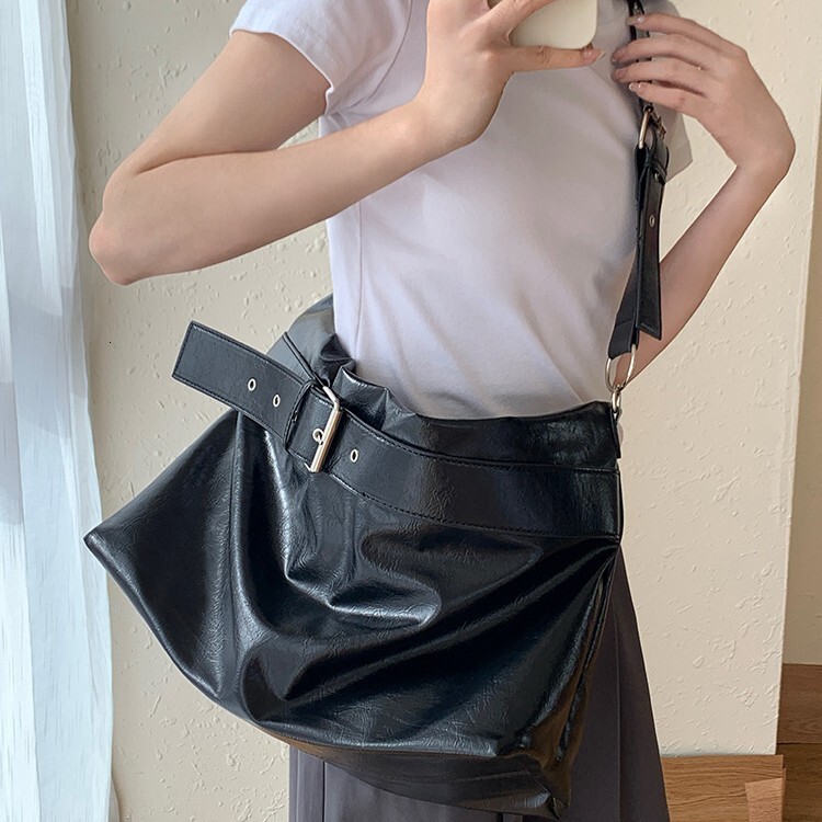 2025 Summer new women's crossbody bag new neutral style large capacity soft leather women's handbag lazy style women's shoulder bag new